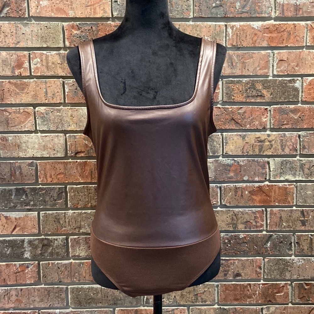 Rue21 Brown Faux Leather Bodysuit Size Large Partial Tag Attached